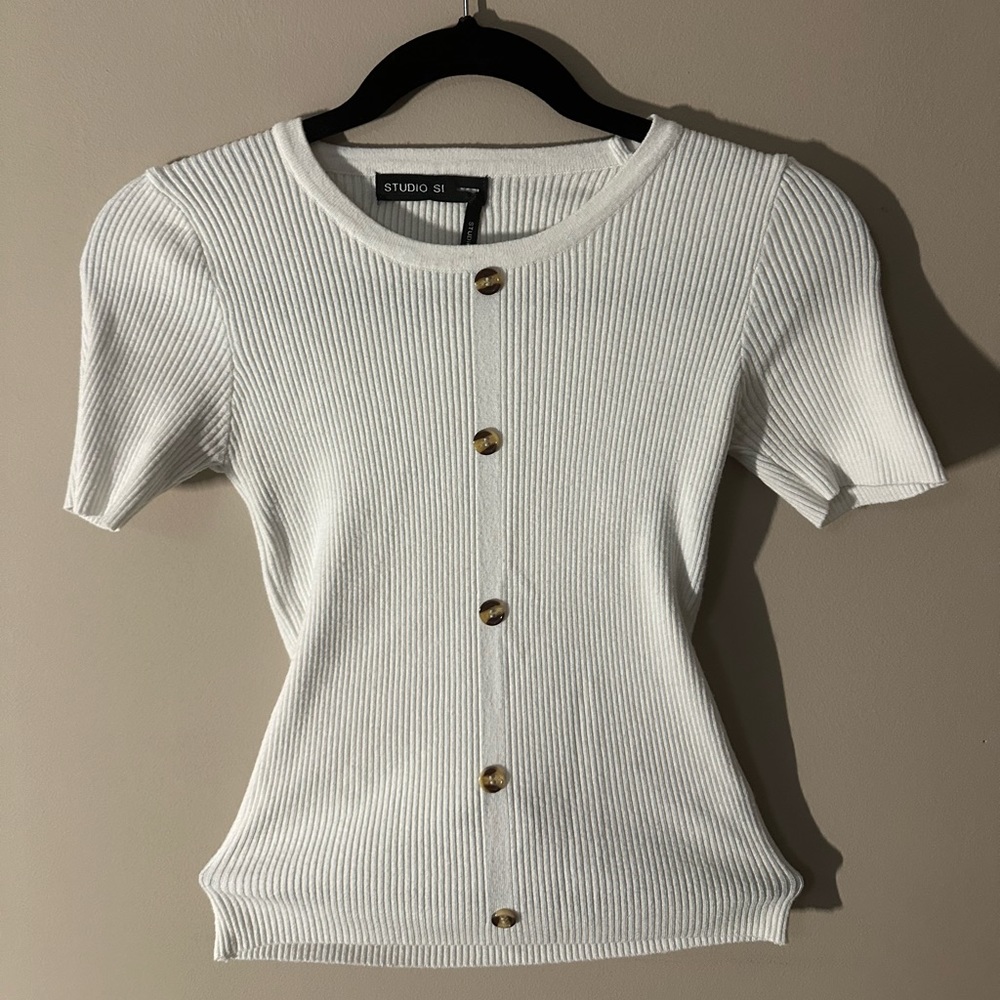 STUDIO I TOP - Picture 2 of 4